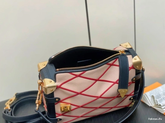 Side PM-21*14*6CM LOUIS VUITTON Trunk 0501